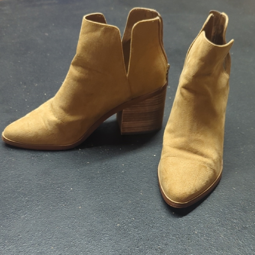 bp. Suede Cutout Ankle Bootie in Brown-Tan